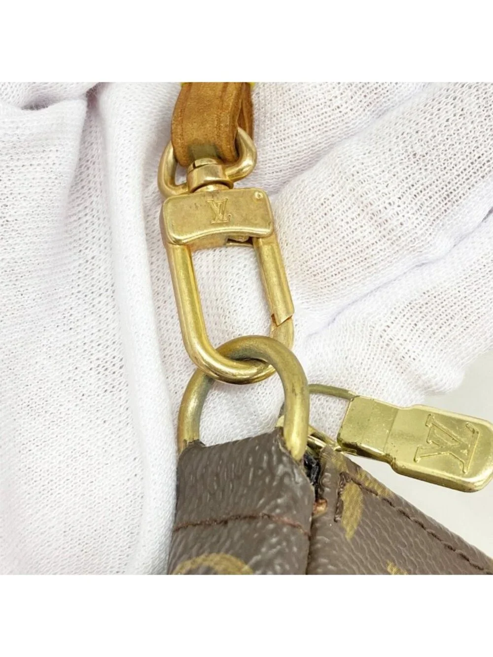Louis Vuitton Pouch Monogram Pochette Brown